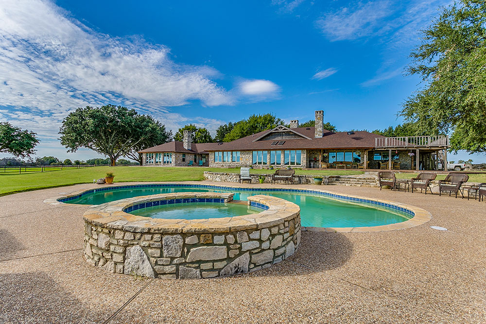 40.8 AC Beautiful Horse Ranch, 401 Baker Cut-Off Rd, Weatherford, TX 76087 – SOLD