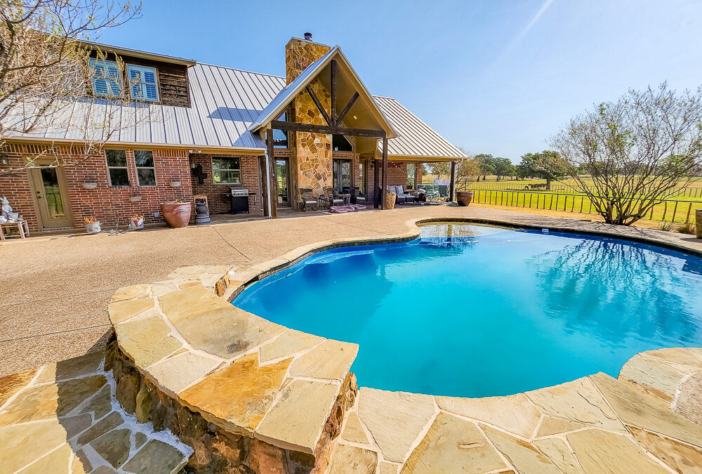 What to Look for in a Horse Property in Texas